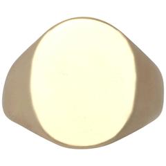 1990s 9 karat Yellow Gold Signet Ring 8
