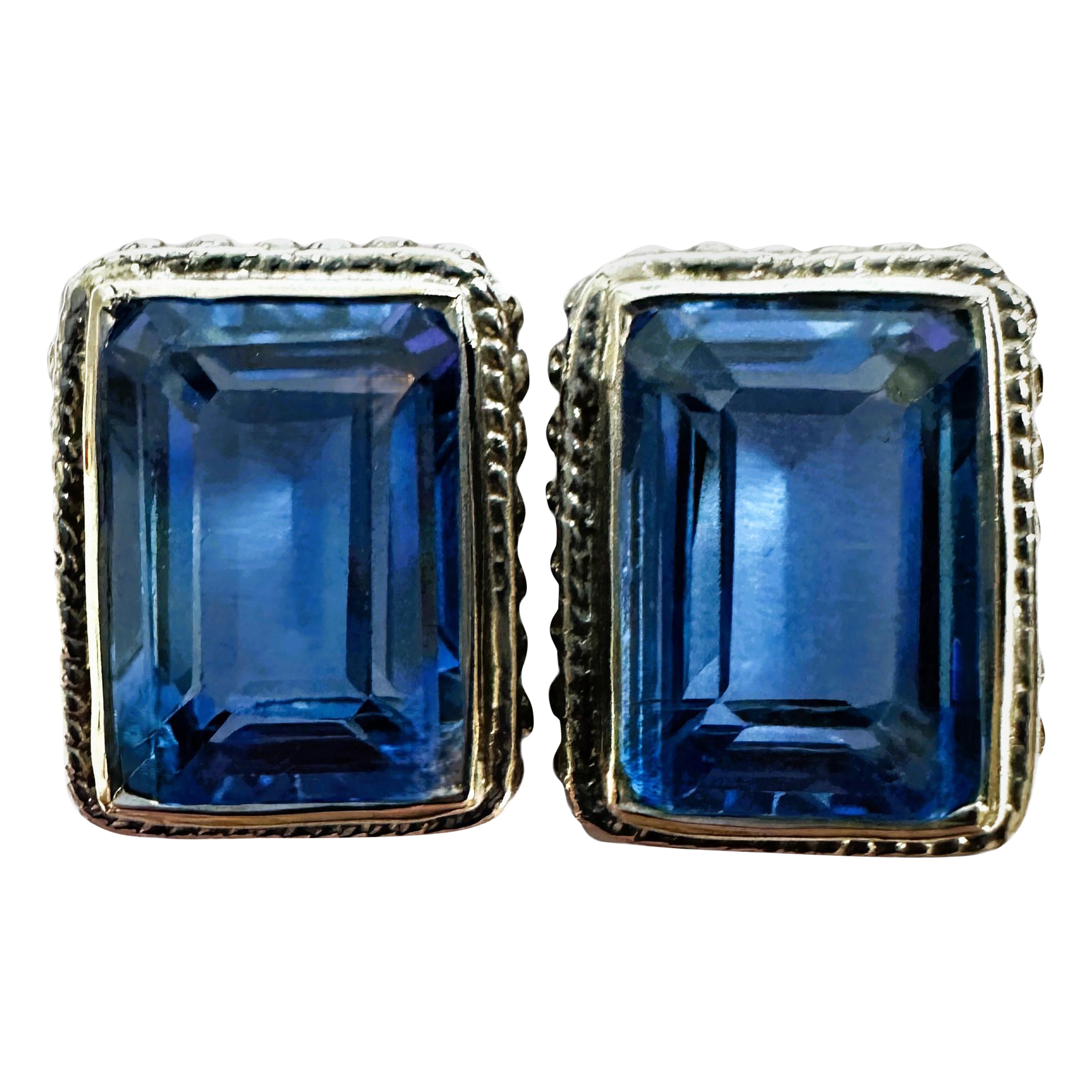 Nuevo Pendientes de plata africana de 15,5 quilates de topacio azul bebé baguette en venta