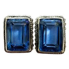 Boucles d'oreilles africaines neuves en argent sterling avec topaze bleu bébé de 15,5 carats et baguette