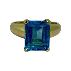 Anello vintage europeo in oro 14 carati con splendidi topa sfaccettati da 6,17 carati