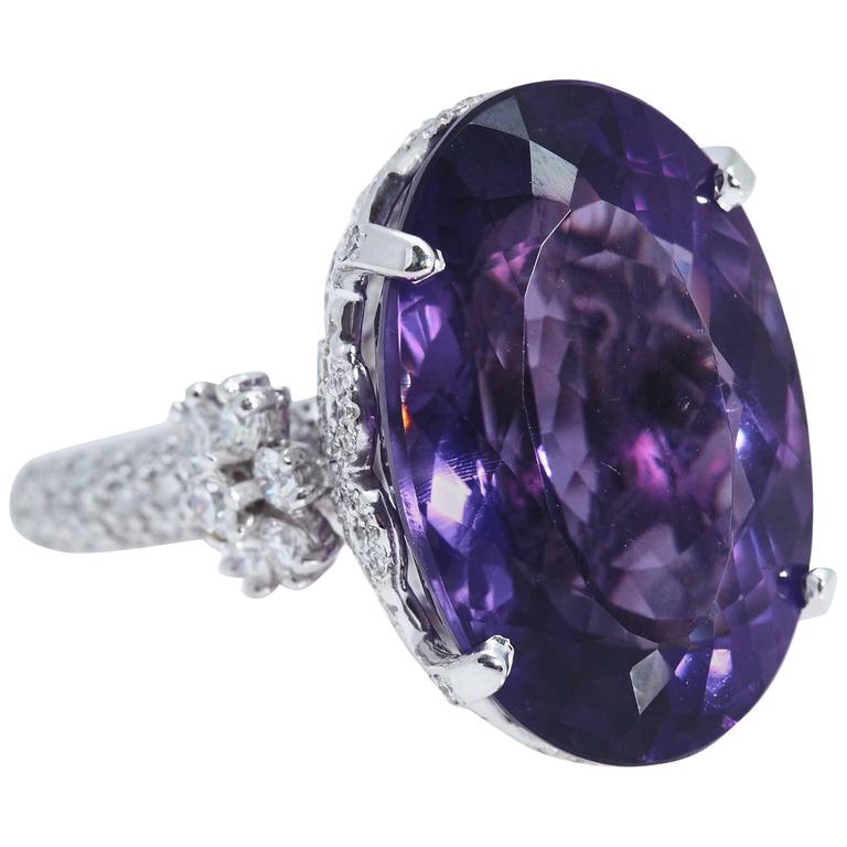 Exquisite Oval Amethyst Diamond Gold Filigree Ring For Sale at 1stDibs