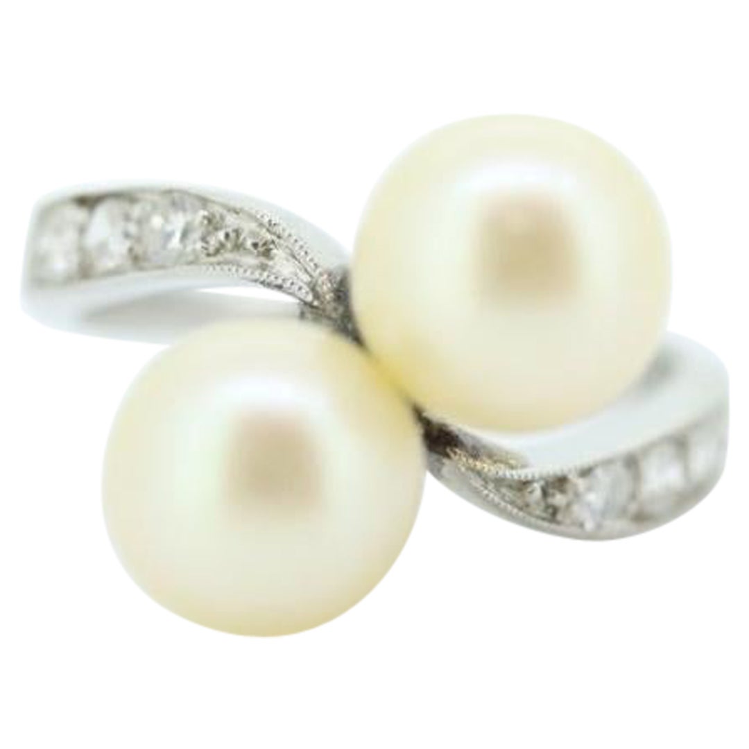 Antique Platinum double pearl diamond ring. Bypass twin akoya pearl bypass ring.