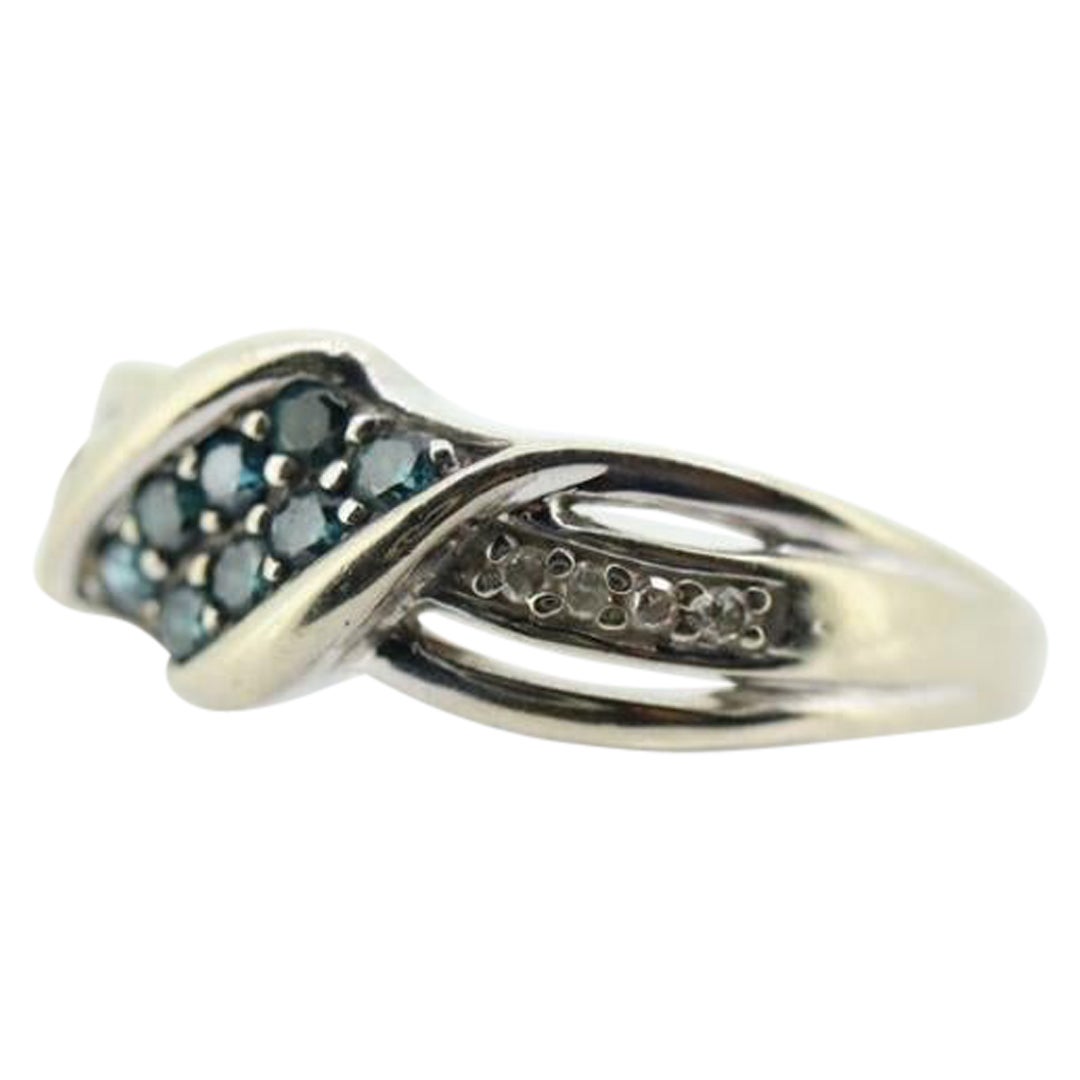 10k Blue Diamond Pave Encrusted Band. BLUE diamond pave band ring. Sz7.25