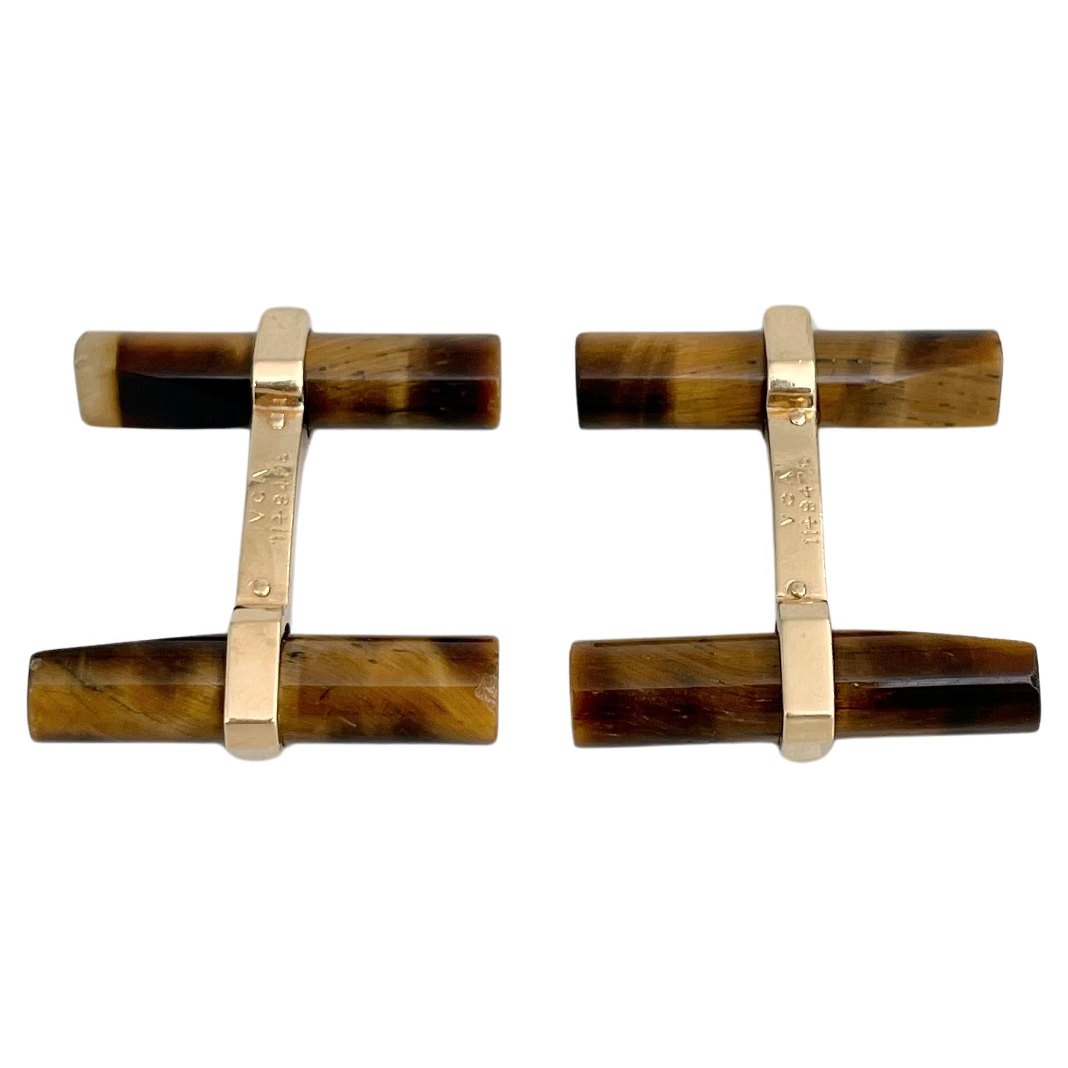 Gemelli intercambiabili anni '70 Van Cleef & Arpels in oro 18 carati con occhio di tigre e onice