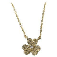 18k yellow Gold "3 Leaf Clover" Diamond pendant