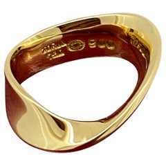 Ring number 900 + Box, Vivianna Torun Mobius Streifen 18K Gelbgold, Georg Jensen