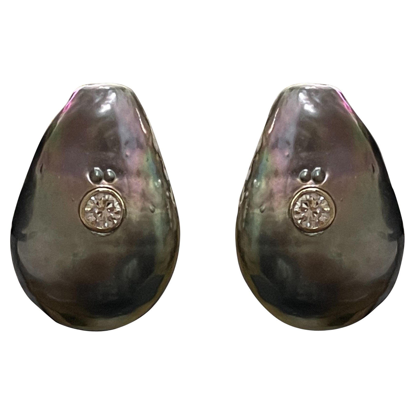 Unique 14k White Gold Grey Pearl Earrings with Diamond Center For Sale