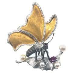 18K Gold Natural Ruby & Diamond Butterfly & Leaf Pendant Brooch
