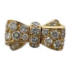 Rare Vintage Van Cleef & Arpels Diamond Ribbon Bow 18k Yellow Gold Cocktail Ring