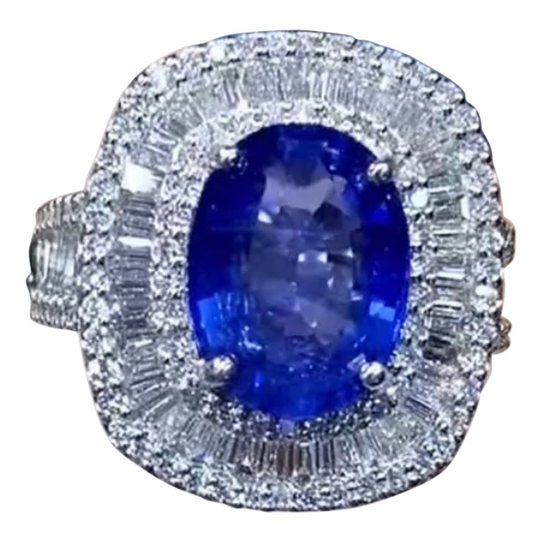 AIG Certified 7.00 Ct Natural Ceylon Sapphire  2.30 Ct Diamonds 18K Gold Ring