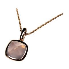 Piramid Cabouchon Pink Quartz in 18k Rose Gold Pendant Necklace