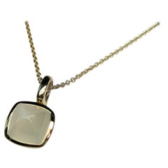 Piramid Cabouchon White Moonstone Ring in 18k Yellow Gold Pendant Necklace