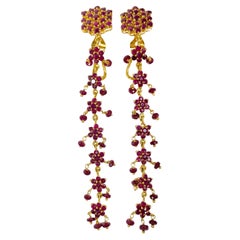 Pendientes colgantes de oro amarillo con clip de rubí