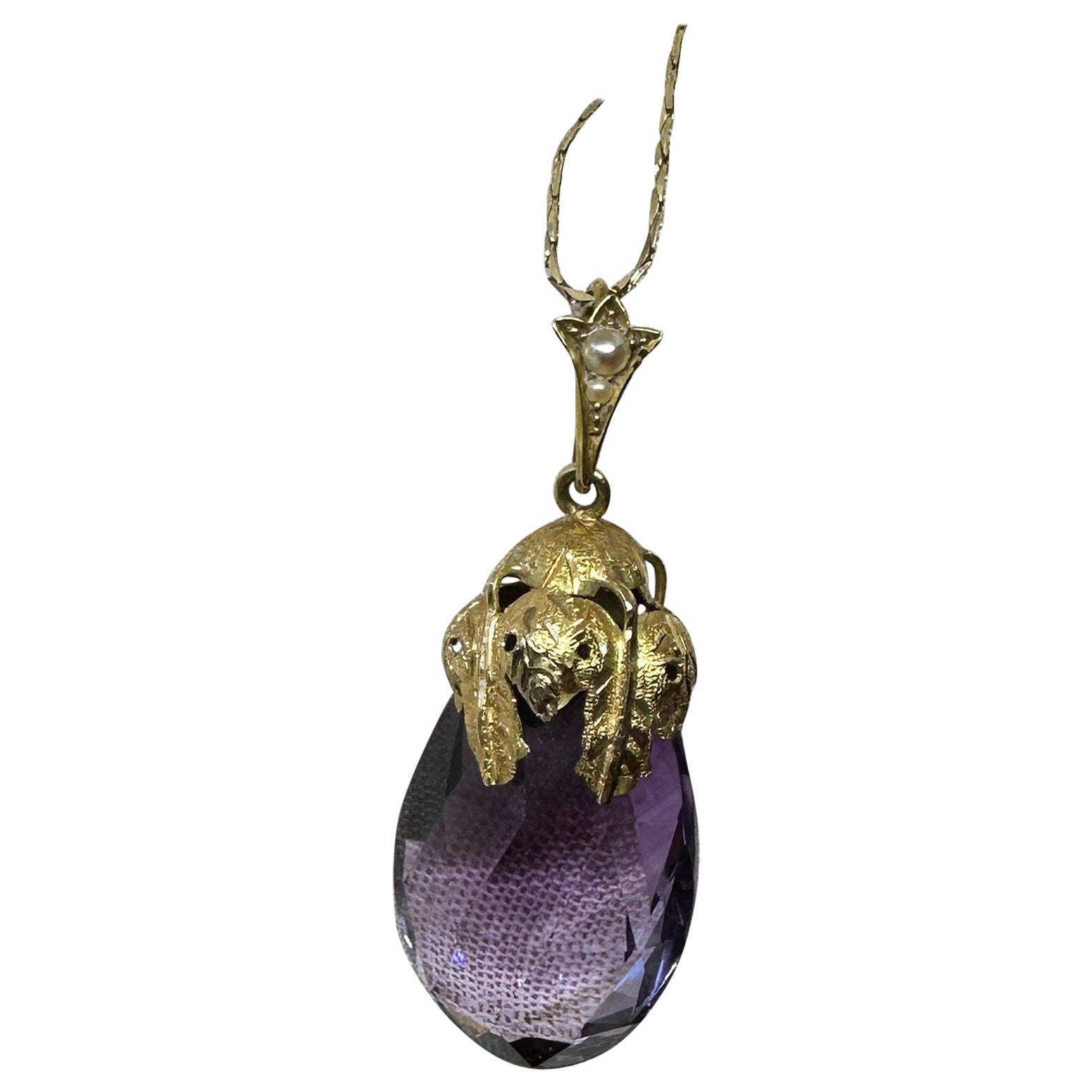 Antique Amethyst Pendant 14 Karat Gold Etruscan Revival Necklace Leaf Motif
