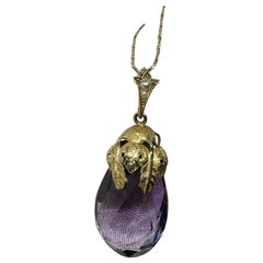 Antiker Amethyst-Anhänger 14 Karat Gold Etruskisches Revival Halskette mit Blattmotiv