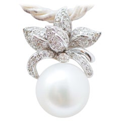 12. 5 Mm Pearl, Diamonds, 18 Karat White Gold Pendant Necklace.