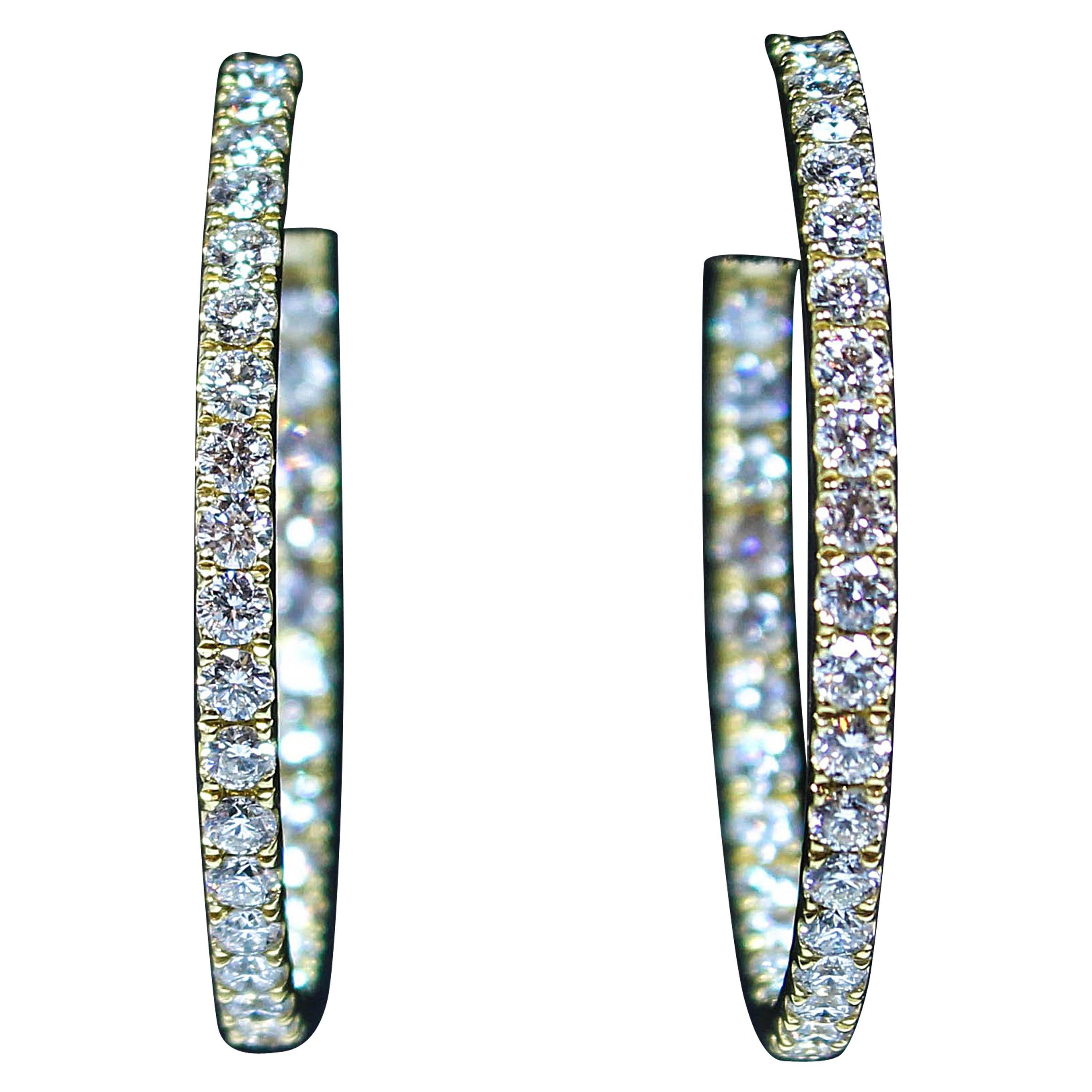 Diamant-Ohrringe aus Gold mit Diamanten im Angebot