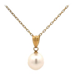 Mikimoto Pearl Necklace 18k Yellow Gold