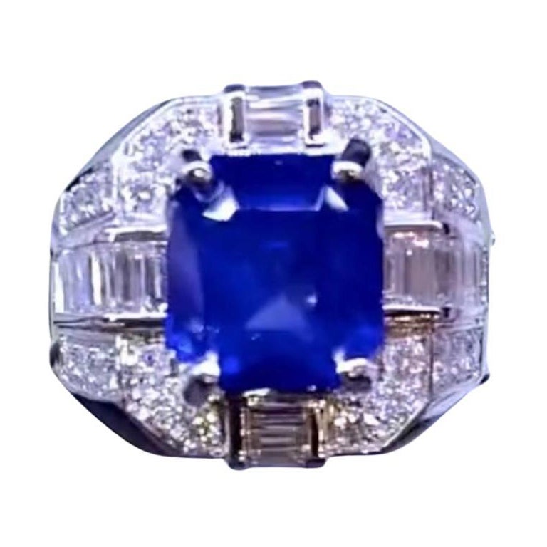 AIG Certified 6.00 Ct Natural Ceylon Sapphire. Diamonds 18k Gold Ring