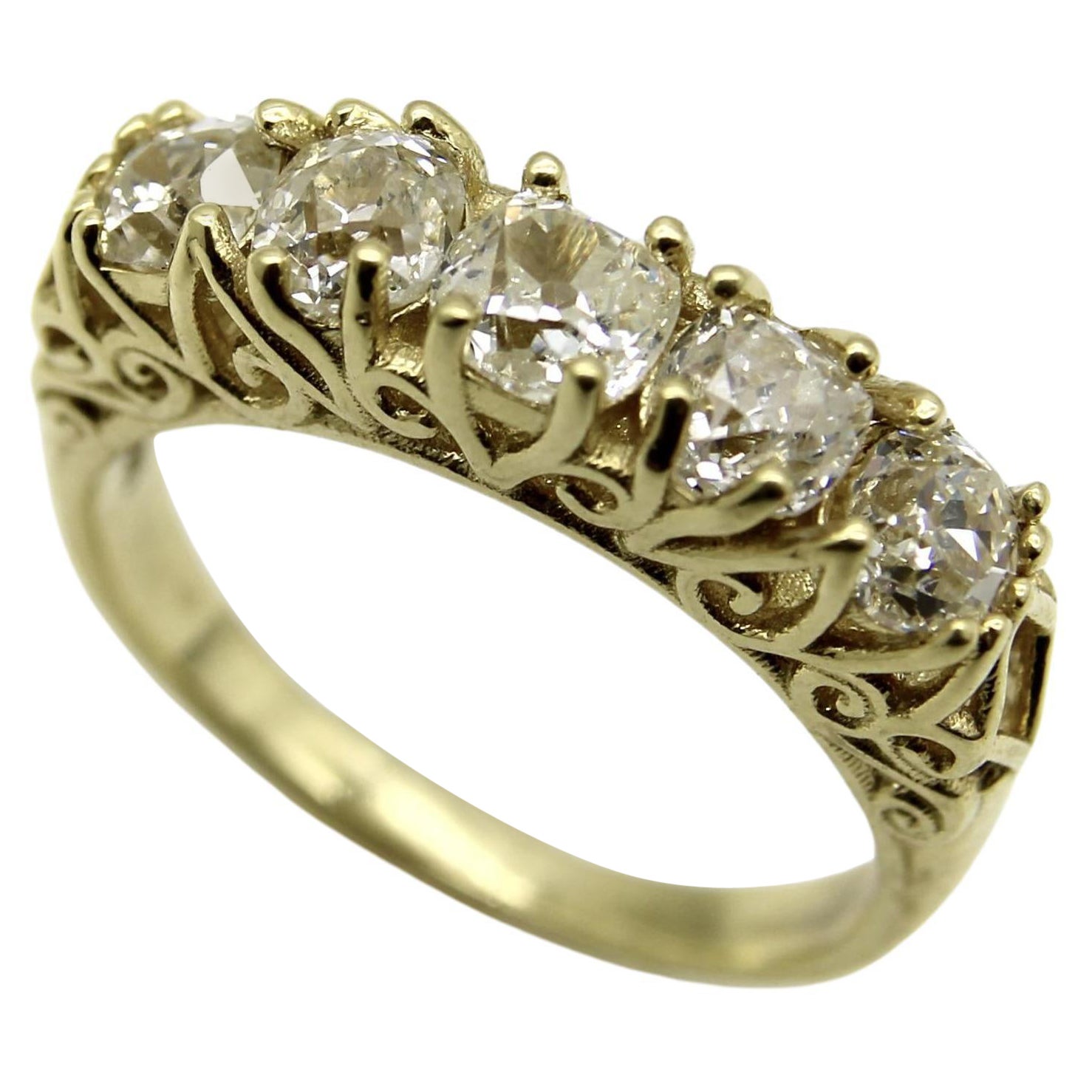 Anillo de oro de 18 quilates con cinco piedras de diamantes talla mina antigua en venta