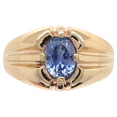 Anillo de hombre de oro amarillo de 10 quilates con zafiro de 1,19 ct