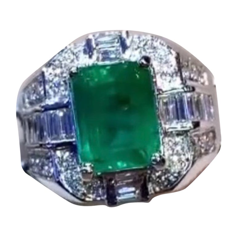 AIG Certified 3.89 Carat Zambian Emerald  1.28 Ct Diamonds 18K Gold  Ring