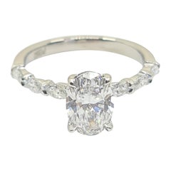 Exquisite GIA Certified 2 Carat Oval Diamond Ring with 0.3 Carat Marquise