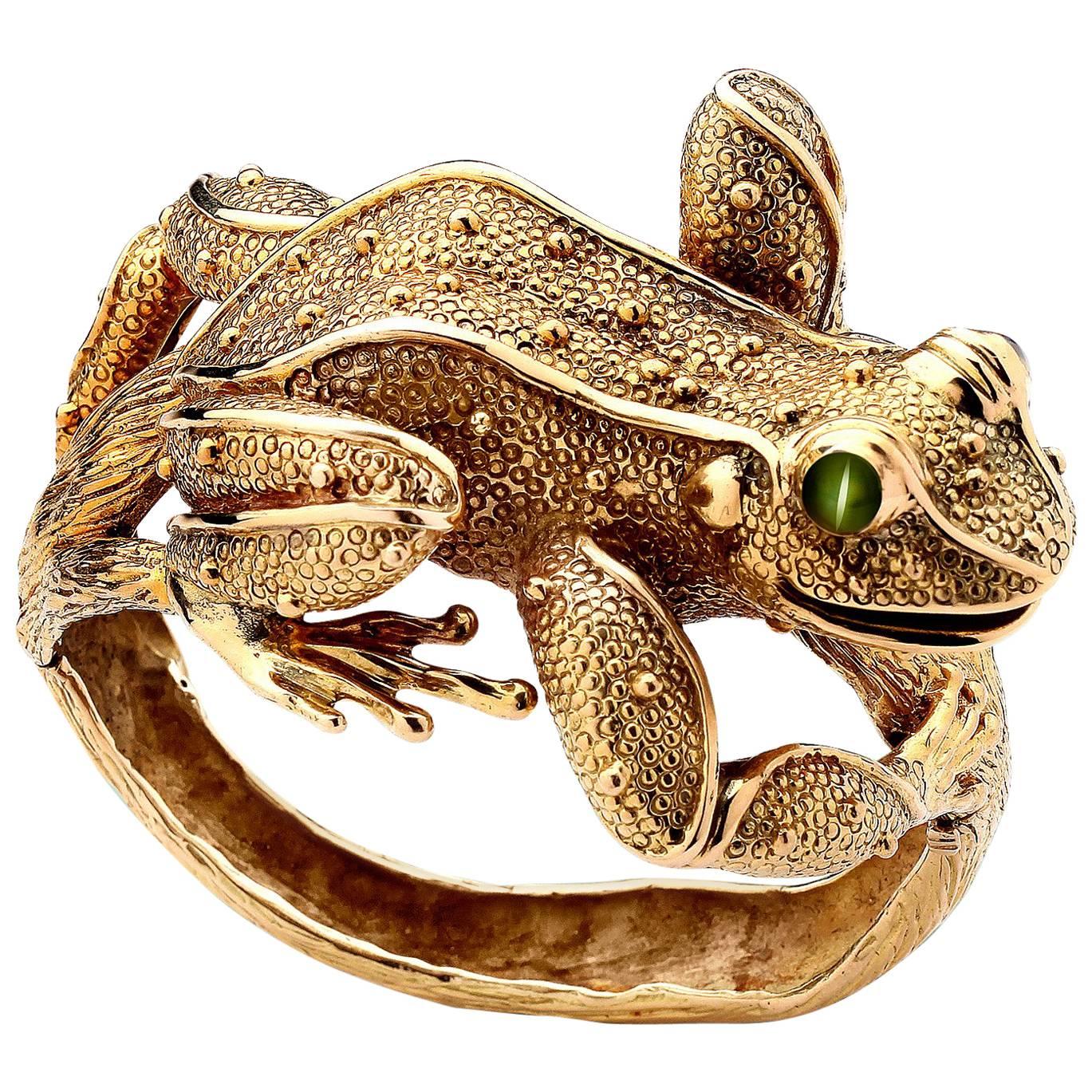 Craig Drake Colossal Chrysoberyl Cats Eye Gold Frog Hinged Bangle Bracelet