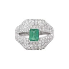 Regal Diamond and Emerald Split Shank Cocktail Ring in 18K White Gold