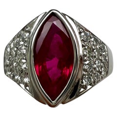Siegelring, 1,65 Karat GIA zertifizierter burmesischer roter Rubin im Marquise-Schliff Diamant Platin