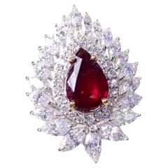AIG-zertifizierter 2,50 Karat unbehandelter Mosambik-Rubin  3,40 Karat Diamanten 18K Gold