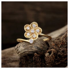 Statement-Ring aus 14 Karat Gelbgold mit natürlichem Diamanten für ihren minimalistischen Ring für Damen