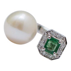 Pearl, Emerald, Diamonds, Platinum Ring.