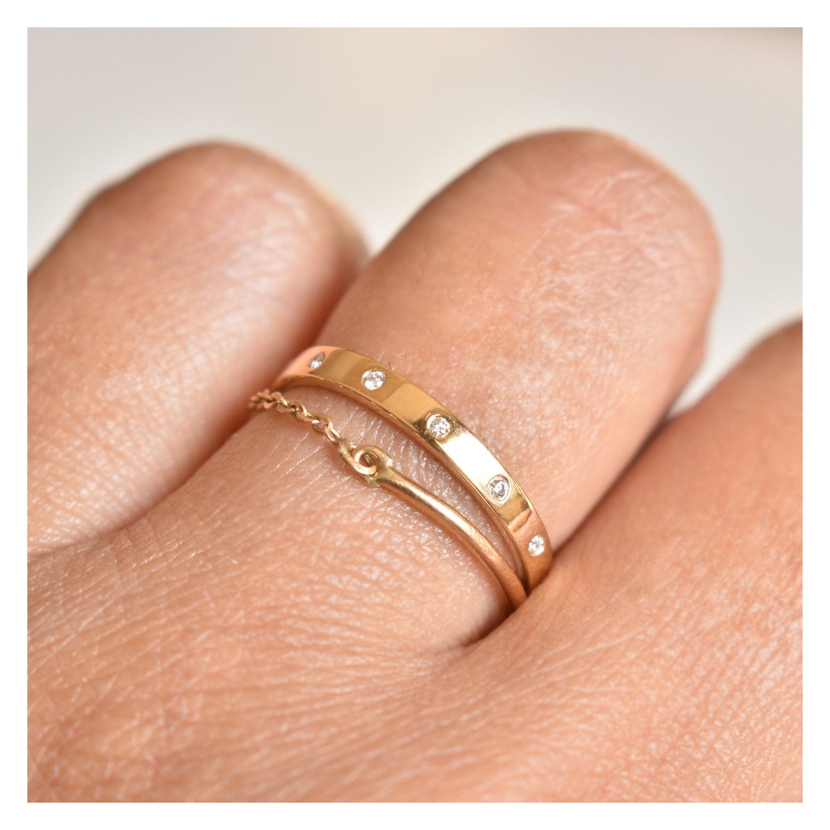 2mm Flush Set Diamond Eternity Wedding Band 14k Gold Ring Mid Thumb Ring Gift. For Sale