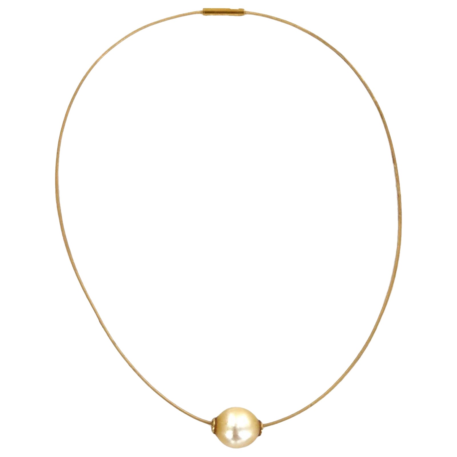 Golden South Sea Pearl Solitaire 18 Karat Yellow Gold Snake Chain Necklace. For Sale
