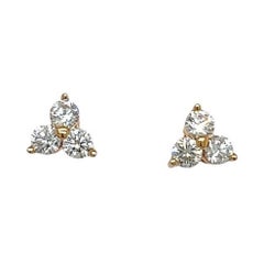 Pendientes de diamantes engastados en oro rosa de 18 ct