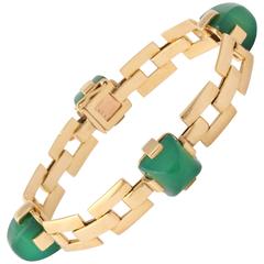 1930s French Sugar Loaf Cut Green Onyx Flexible Open Link Gold Bracelet
