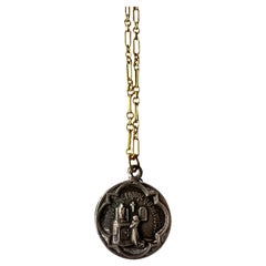 Antique French Giovanna d'Arco Medaglia di preghiera Collana a catena 1909