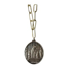 French Silver Oval Medal Gold-Plated Paper Chain Necklace - Vintage Cross Image
