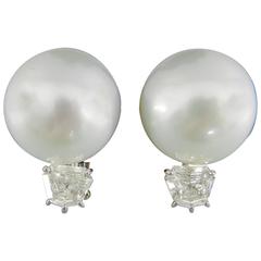 Giovane White South Sea Pearl Diamond Platinum Earrings