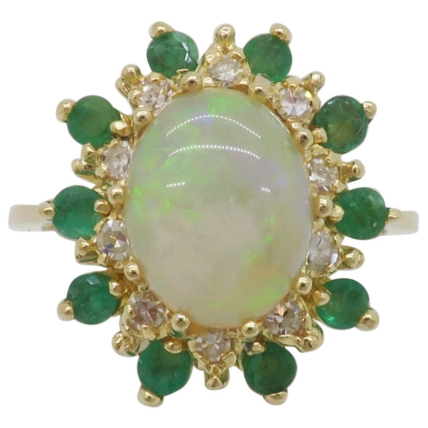 Bague cocktail opale, diamant et émeraude
