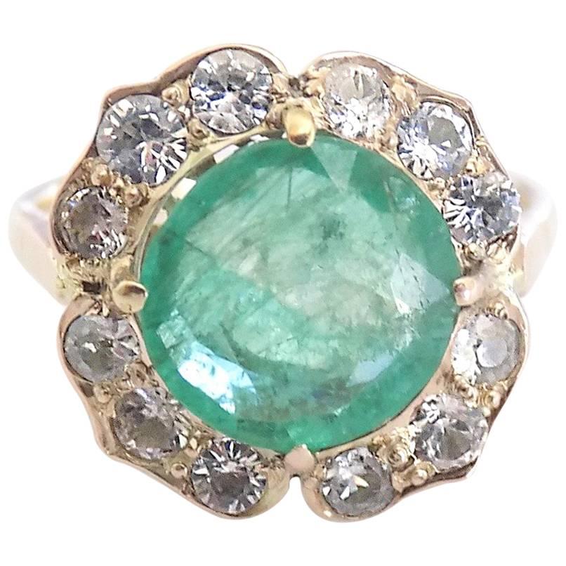 Victorian 3.00 Carat Emerald Gold Cluster Flower Ring
