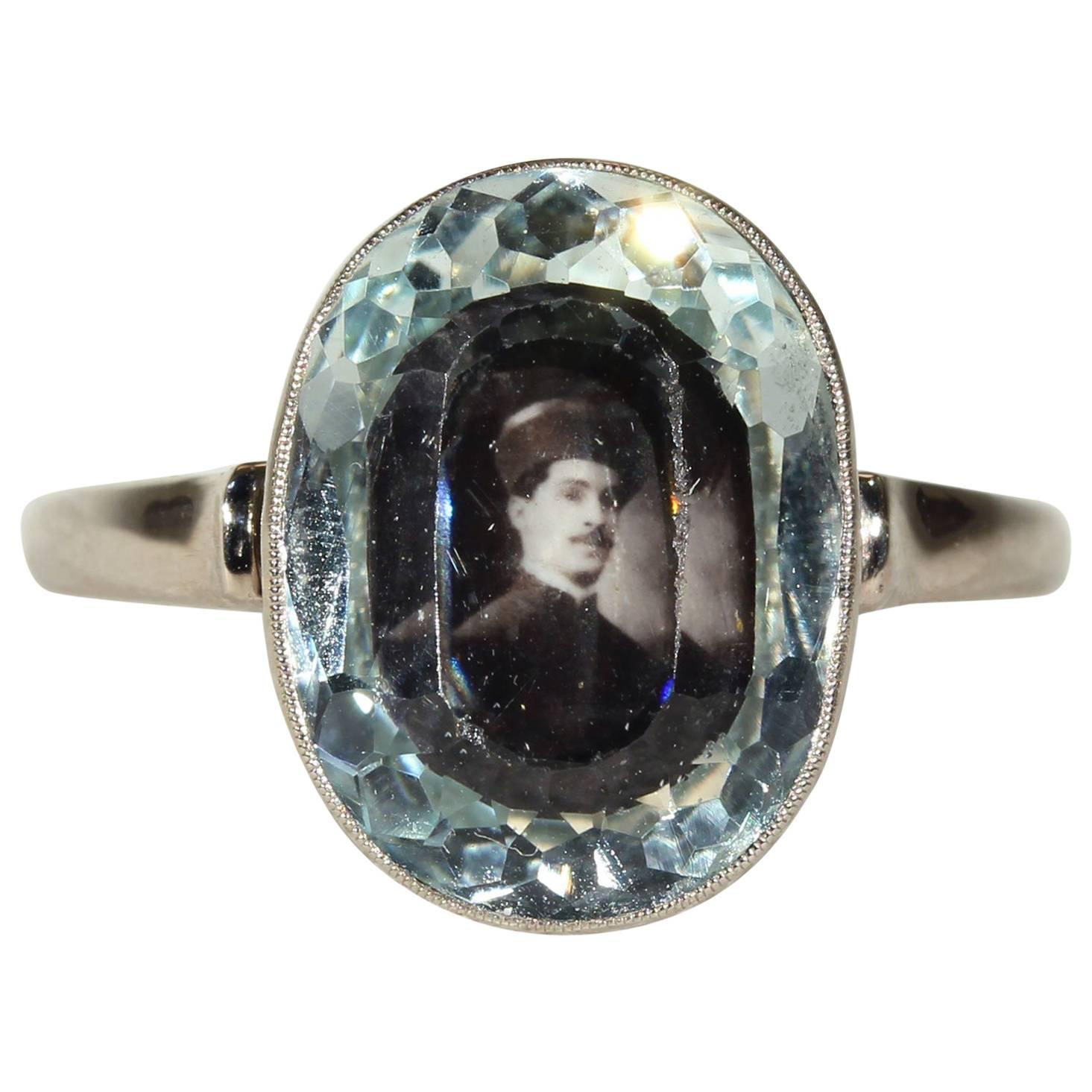 1920s Aquamarine Gold Portrait Locket Ring 
