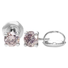 NO RESERVE! - 0.63 Carat Fancy Pink Diamond - 14 kt. White gold - Earrings