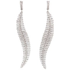 Pendientes de Cóctel de Oro Blanco con Diamante Natural de 2.33 Quilates