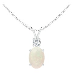 Pendentif V.I.I.I. en forme d'opale naturelle ovale avec accent en diamant en platine