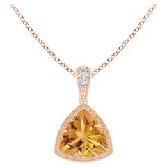 Pendentif en or rose 18 carats avec citrine trillion sertie d'un chaton naturel et d'un milgrain