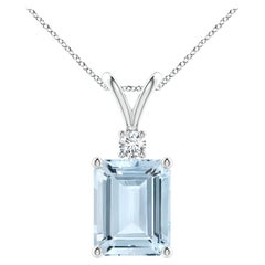 Natural Emerald-Cut 3 ct Aquamarine Solitaire Pendant with Diamond in Platinum