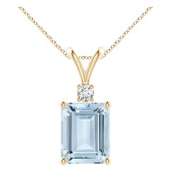 Emerald-Cut 3 ct Aquamarine Solitaire Pendant with Diamond in 18K Yellow Gold