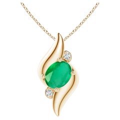 Natural Shell Style Oval 1.5 ct Emerald and Diamond Pendant in 14K Yellow Gold